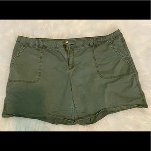 Olive green Maurice’s plus size shorts!  Size 26!